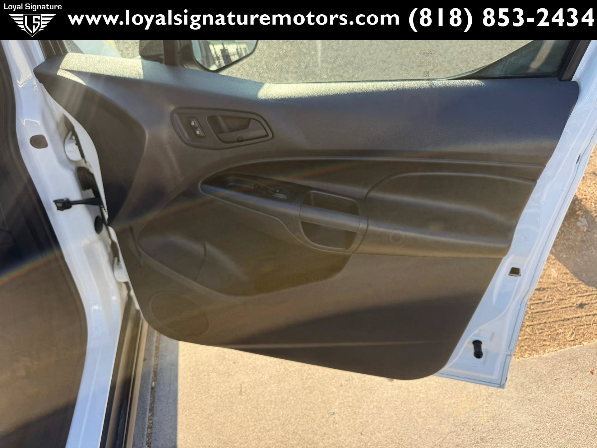 Used 2014 Ford Transit Connect XL FWD image 27