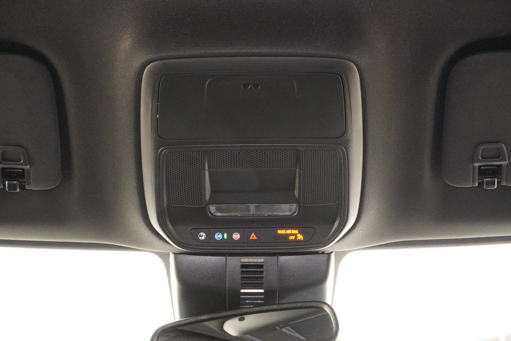 Used 2026 Buick Enclave Sport Touring FWD image 17