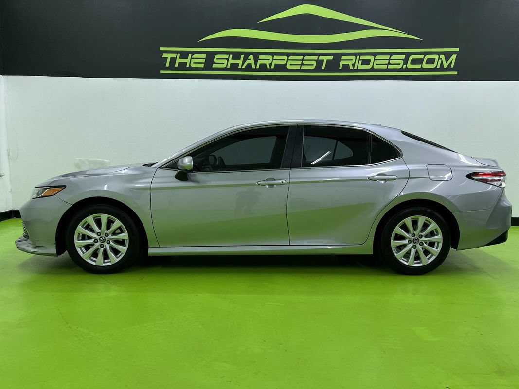 Used 2019 Toyota Camry LE FWD image 6