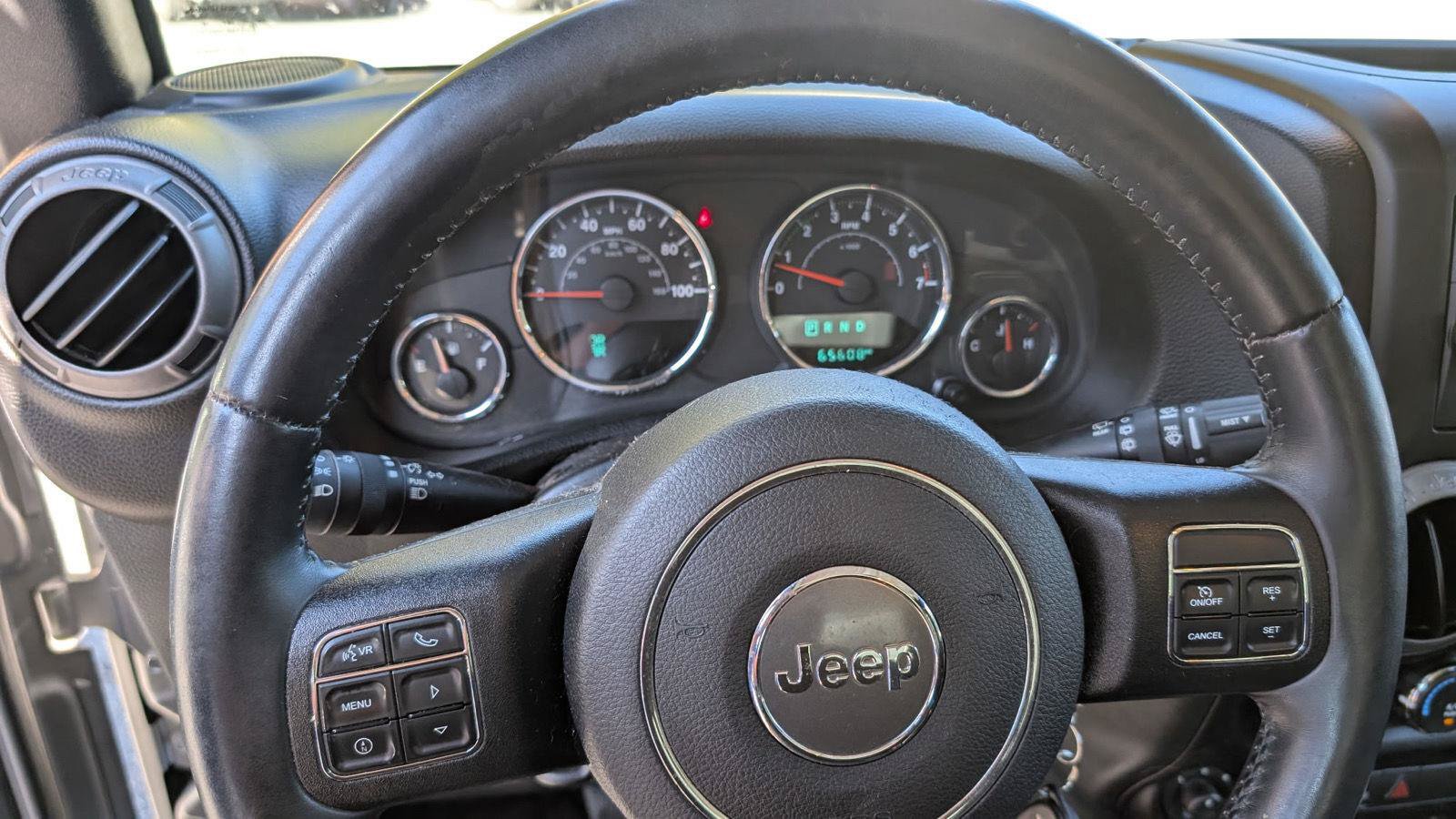 Used 2015 Jeep Wrangler Sport w/ Quick Order Package 24S AWD/4WD image 8