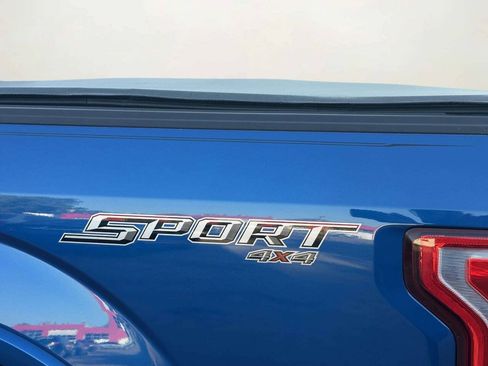 Used 2017 Ford F150 XLT w/ Equipment Group 302A Luxury AWD/4WD image 38