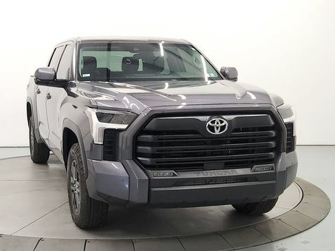 Used 2024 Toyota Tundra SR5 w/ SR5 Convenience Package AWD/4WD image 2