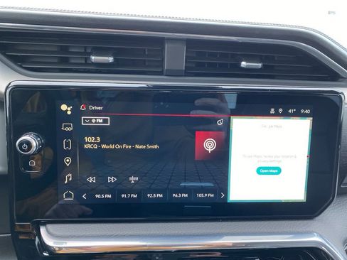 Used 2025 GMC Sierra 3500 Denali w/ Denali Reserve Package image 19