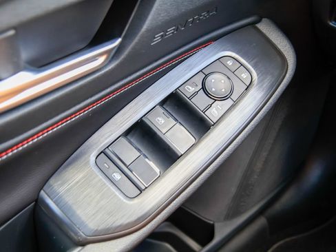 New 2026 Nissan Sentra SR w/ Floor Mat Package FWD image 14