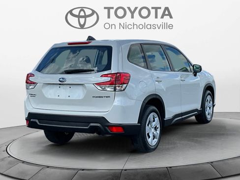 Used 2024 Subaru Forester AWD/4WD image 6