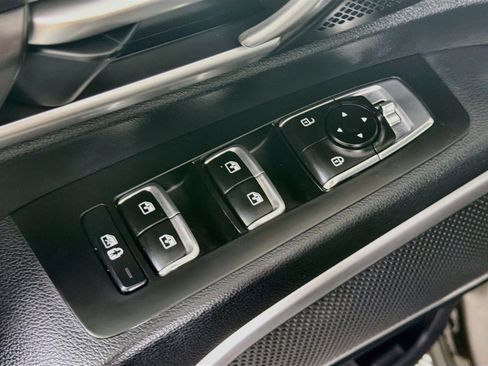 Used 2025 Kia Telluride S AWD/4WD image 15
