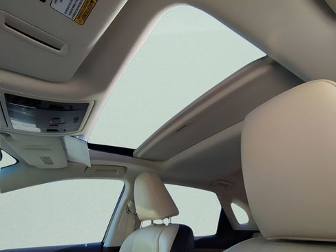 Used 2017 Lexus RX 350 AWD w/ Premium Package image 27