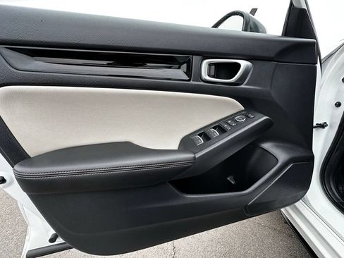 Certified 2024 Honda Civic EX-L image 14