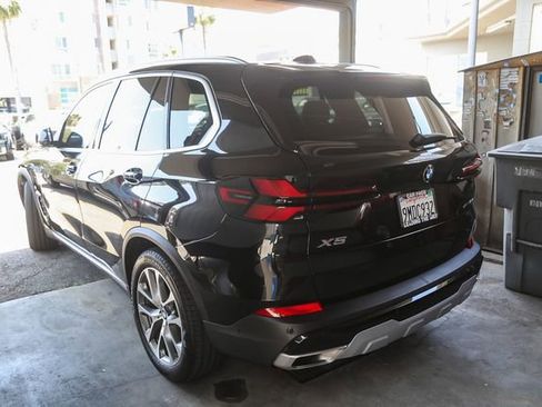 Used 2024 BMW X5 xDrive40i w/ Climate Comfort Package AWD/4WD image 8