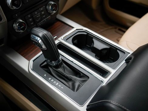 Used 2015 Ford F150 Lariat w/ Equipment Group 502A Luxury image 30