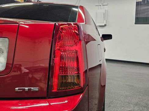 Used 2005 Cadillac CTS V image 17