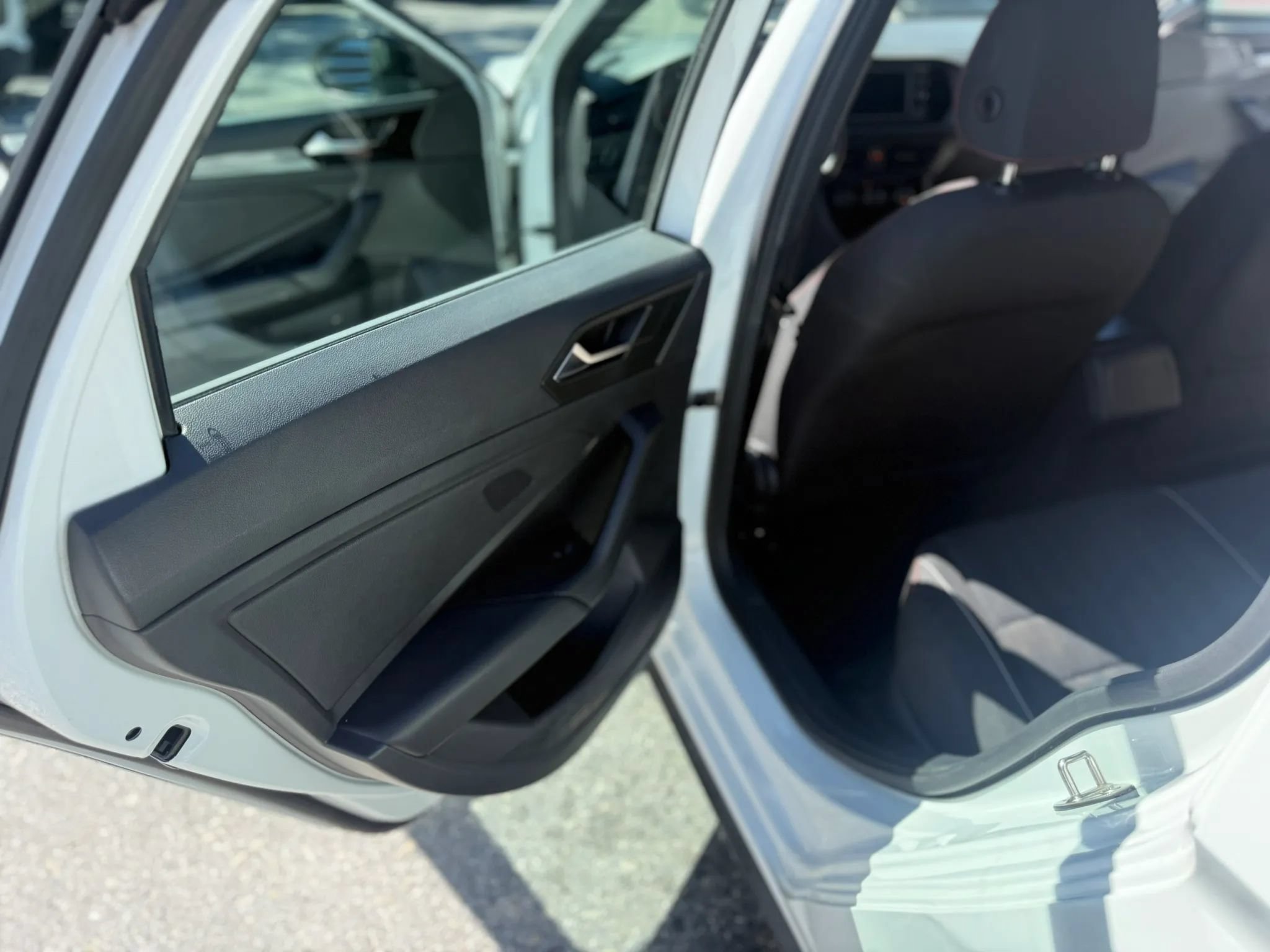 Used 2019 Volkswagen Jetta GLI FWD image 16