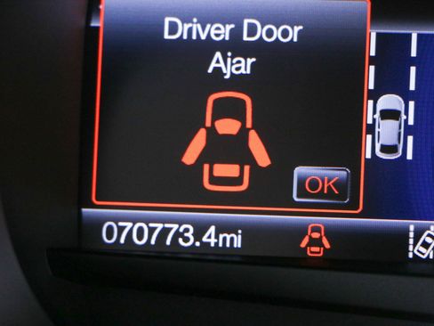Used 2021 Ford Edge SEL w/ Convenience Package FWD image 16