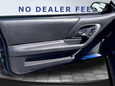 Used 2002 Chevrolet Camaro Z28 w/ SS Performance/Appearance Pkg image 16