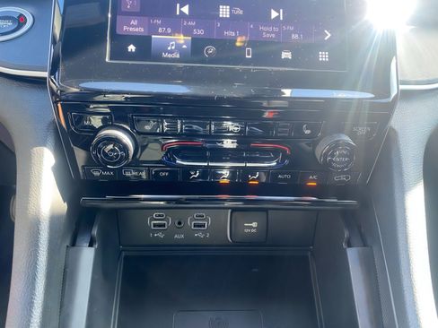 New 2025 Jeep Grand Cherokee Altitude image 20