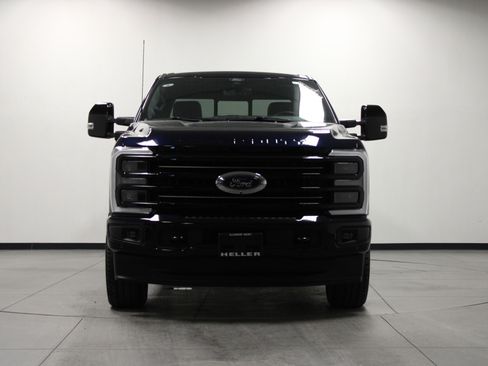Used 2025 Ford F250 Platinum image 9