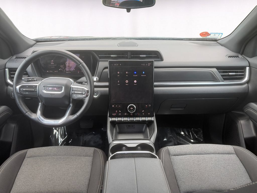 Used 2025 GMC Terrain Elevation AWD/4WD image 10
