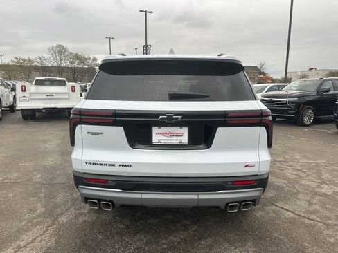 New 2026 Chevrolet Traverse Z71 w/ Driver Confidence Package AWD/4WD image 4