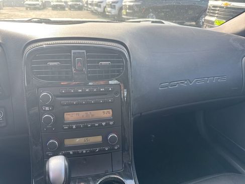 Used 2010 Chevrolet Corvette Coupe w/ 1LT image 10