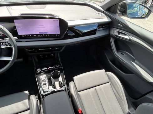 New 2027 Audi Q6 e-tron Premium Plus AWD/4WD image 11