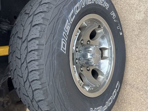 Used 1994 GMC Suburban 2500 image 10