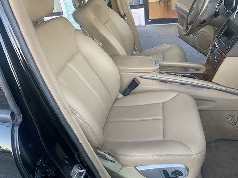 Used 2008 Mercedes-Benz GL 320 CDI 4MATIC image 16