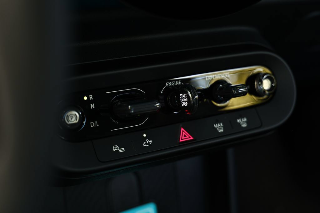 New 2026 MINI Cooper 2-Door Hardtop FWD image 36