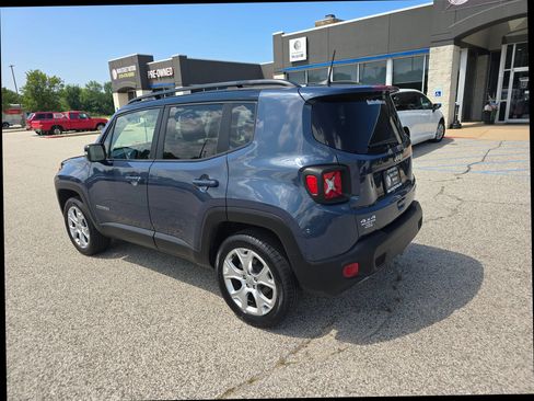 Used 2023 Jeep Renegade Limited AWD/4WD image 2