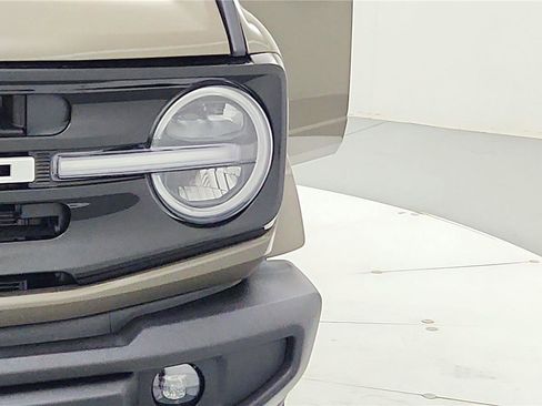 New 2026 Ford Bronco Outer Banks AWD/4WD image 11