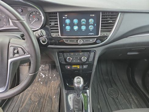 Used 2020 Buick Encore Preferred image 14