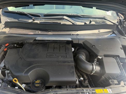 Used 2024 Land Rover Discovery Sport S AWD/4WD image 21