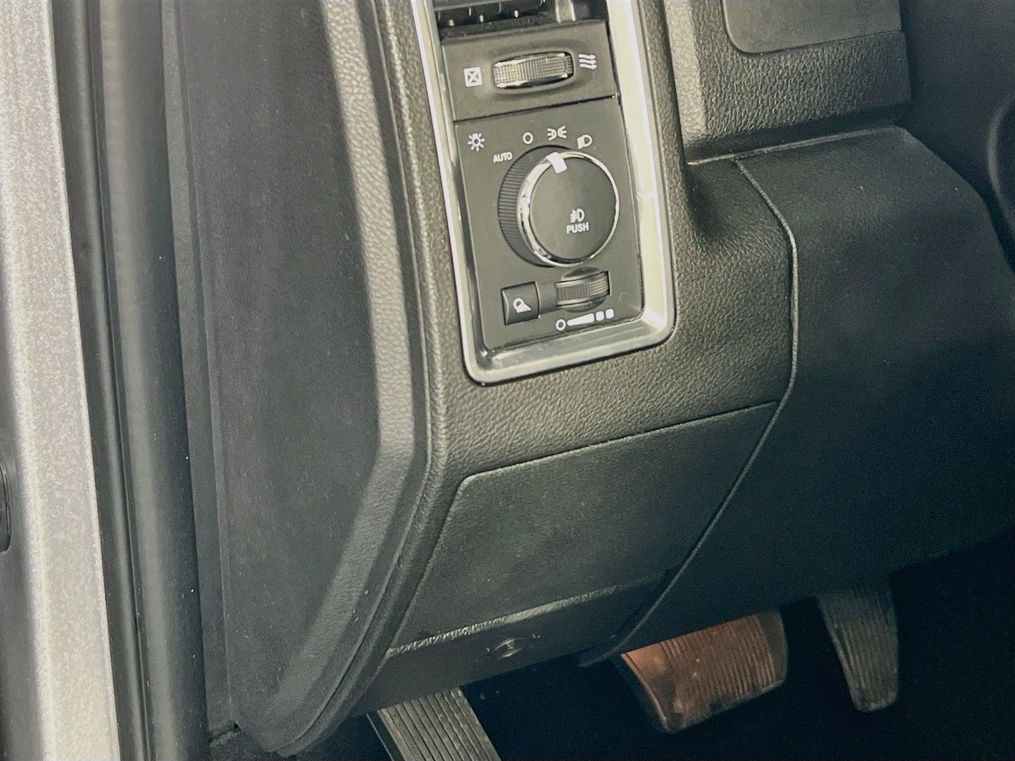 Used 2023 RAM 1500 Warlock w/ Electronics Group AWD/4WD image 10