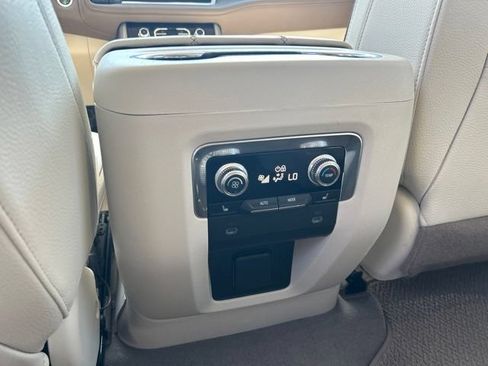Used 2022 GMC Yukon Denali w/ Max Trailering Package AWD/4WD image 19