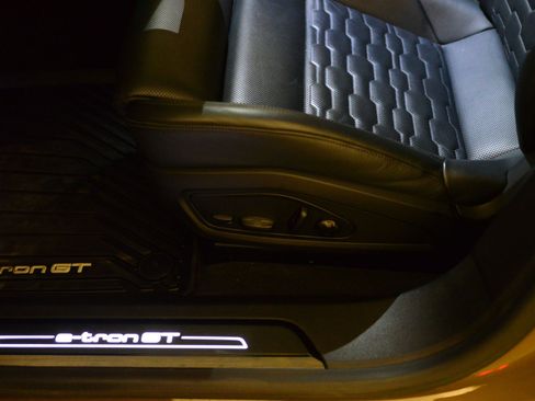 Certified 2023 Audi e-tron GT Prestige w/ Prestige Package image 26