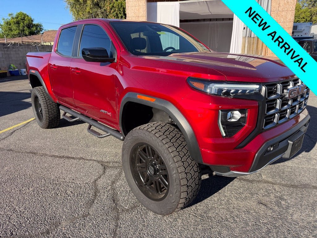 Used 2024 GMC Canyon AT4 w/ Canyon Safety Plus Package AWD/4WD image 2