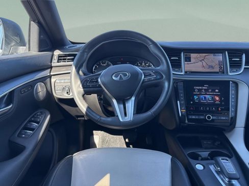 Used 2025 INFINITI QX55 Essential image 13