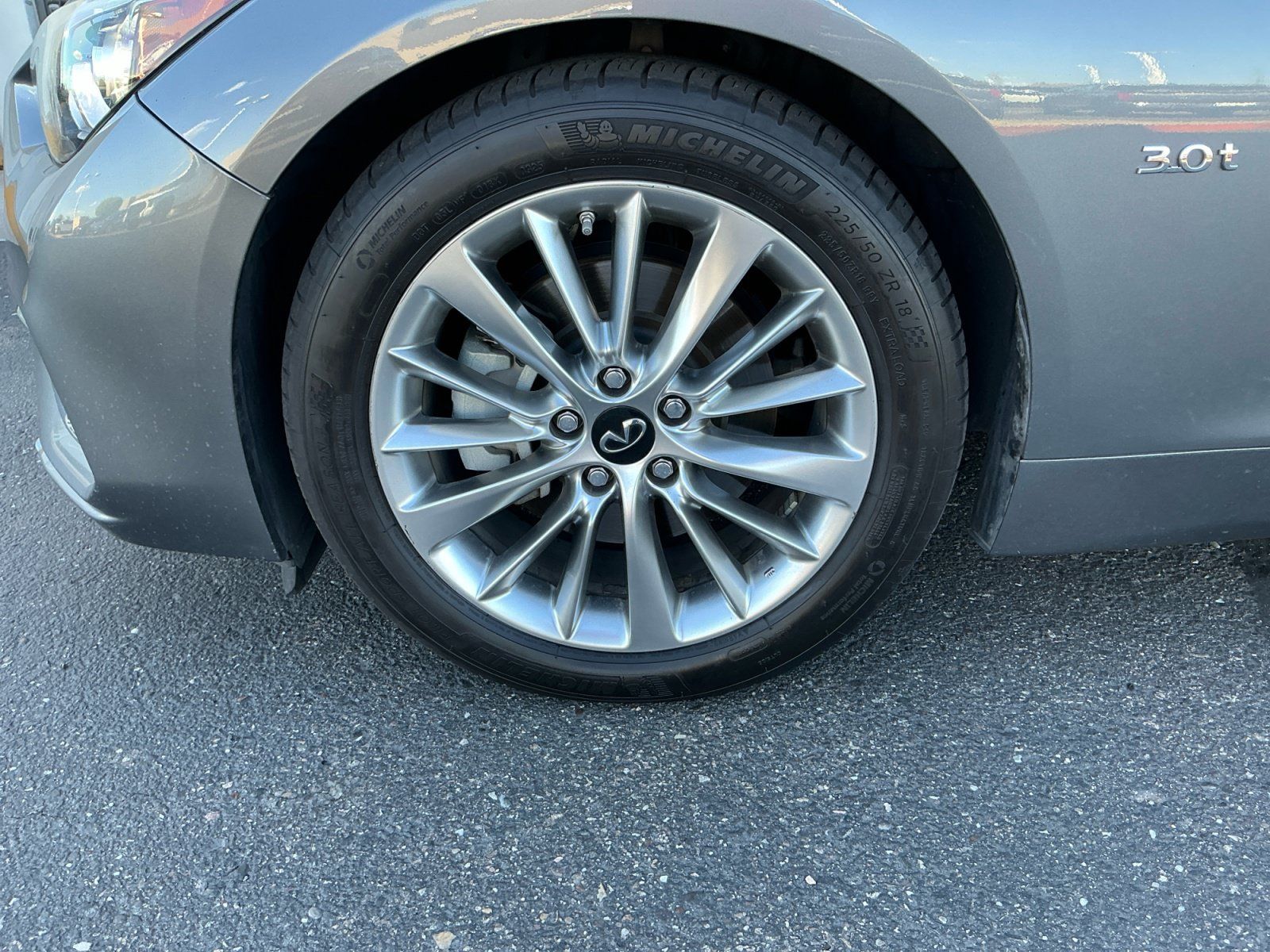 Used 2019 INFINITI Q50 Luxe w/ All Weather Package (L93) RWD image 23