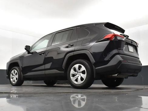 Used 2023 Toyota RAV4 LE image 12