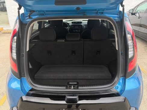 Used 2016 Kia Soul + w/ Designer's Package FWD image 16