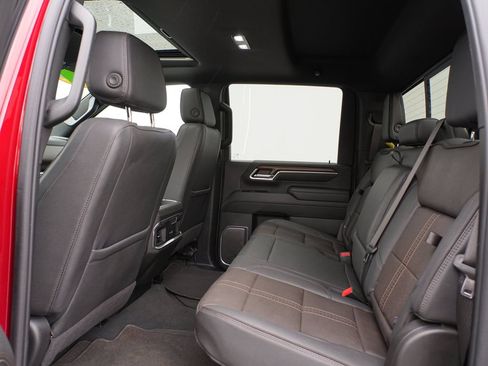 Used 2025 Chevrolet Silverado 3500 High Country w/ High Country Premium Package AWD/4WD image 20
