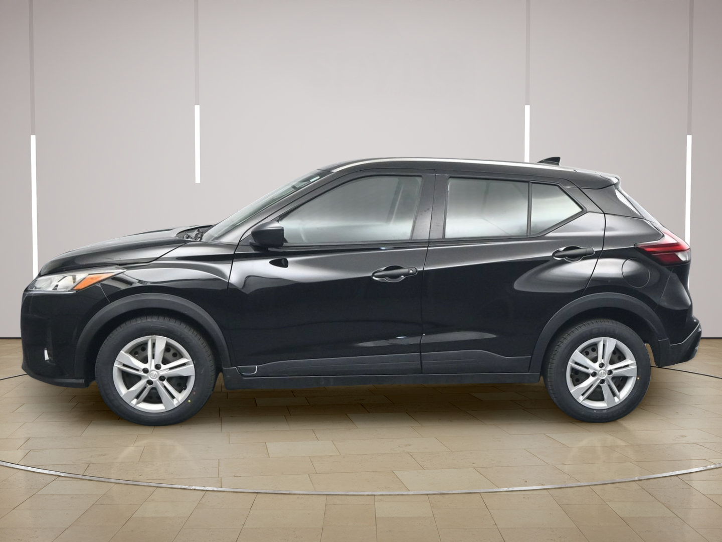 Certified 2025 Nissan Kicks Play S FWD image 4