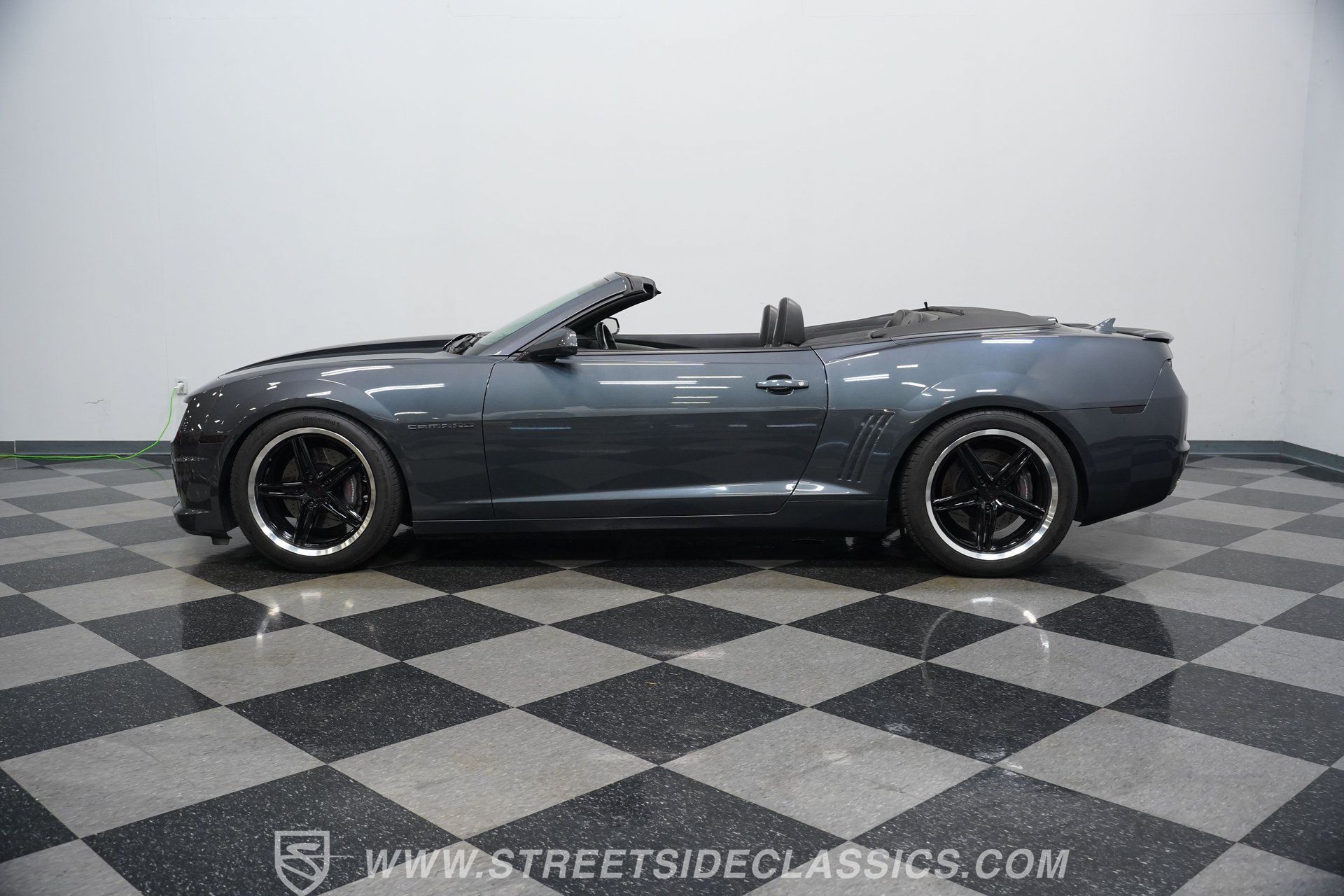 Used 2011 Chevrolet Camaro SS w/ RS Package RWD image 8