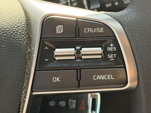Used 2019 Kia Sorento FWD image 26
