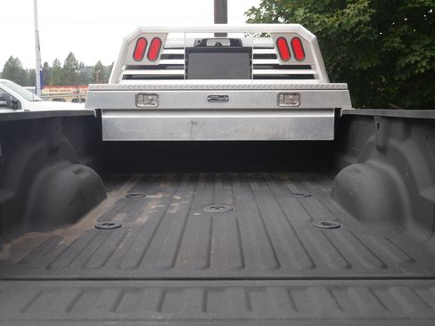 Used 2024 RAM 3500 Big Horn w/ Towing Technology Group AWD/4WD image 29