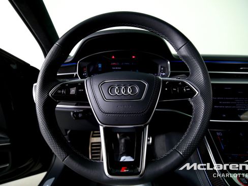 Used 2023 Audi S8 w/ S8 Comfort Plus Package AWD/4WD image 14