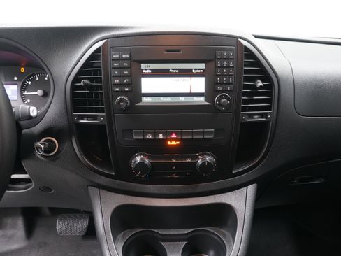 Used 2017 Mercedes-Benz Metris Worker image 15