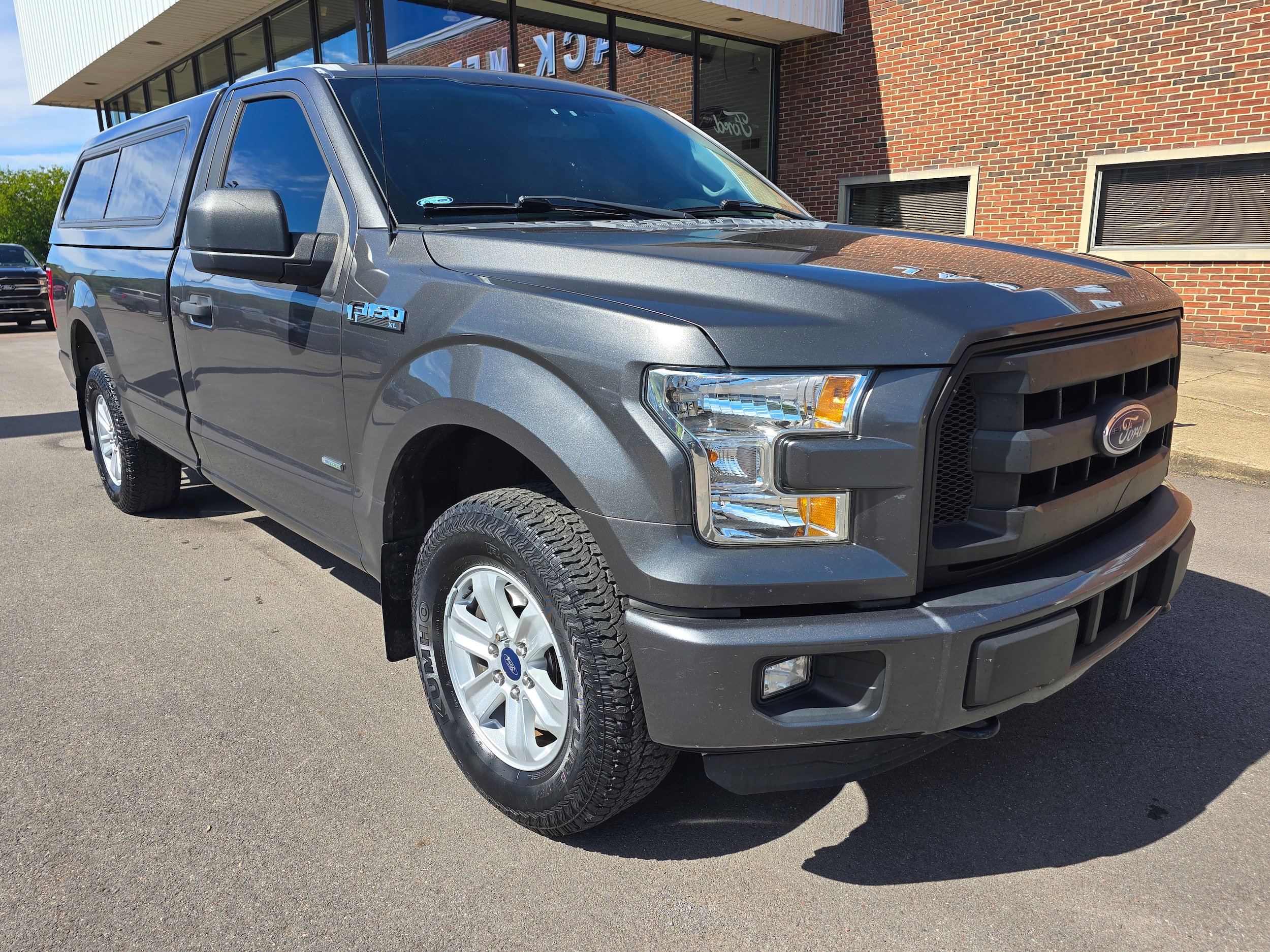 Used 2016 Ford F150 XL w/ Equipment Group 101A Mid AWD/4WD image 1