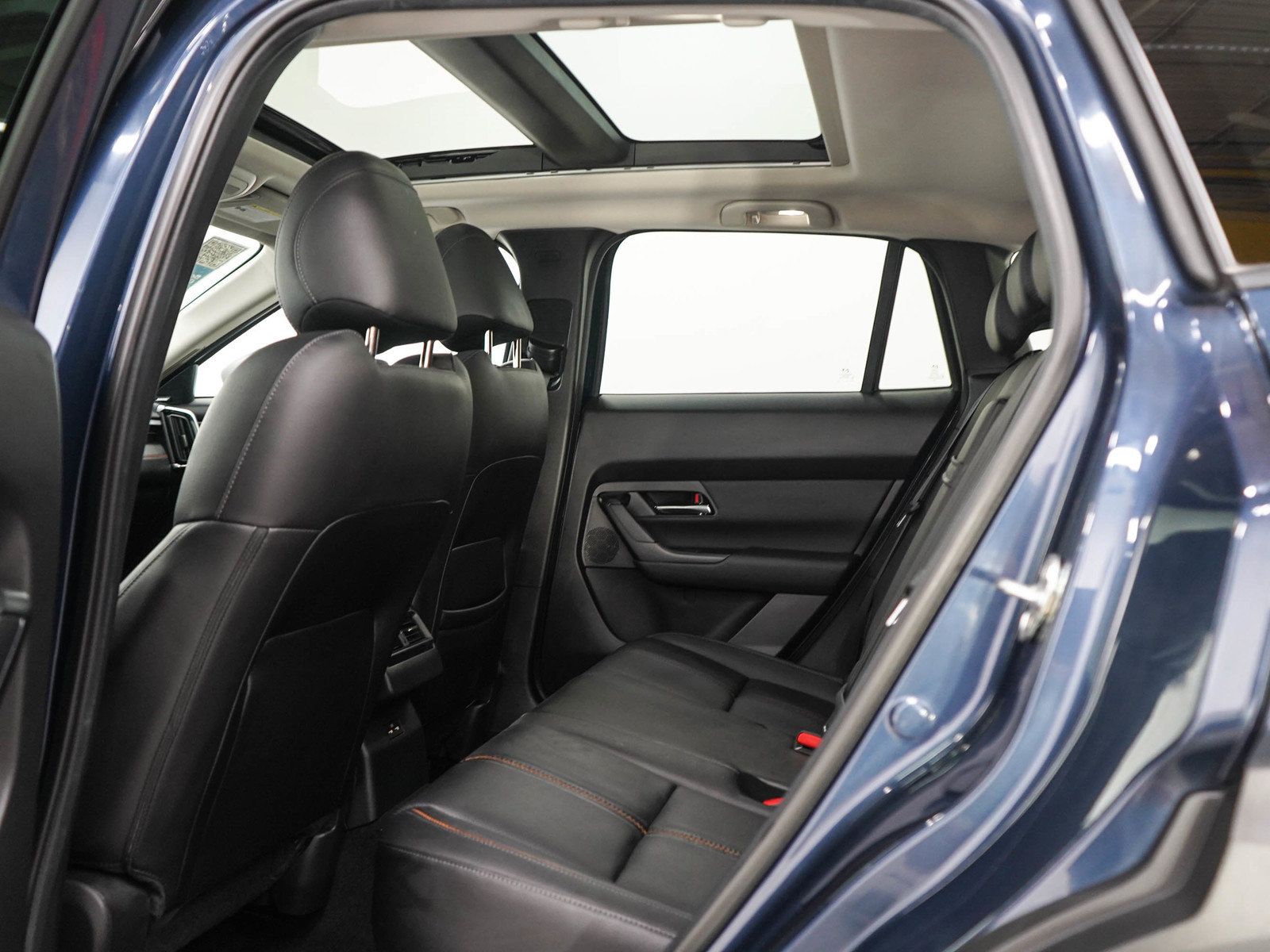 Used 2024 MAZDA CX-50 AWD 2.5 S w/ Cargo Package image 18