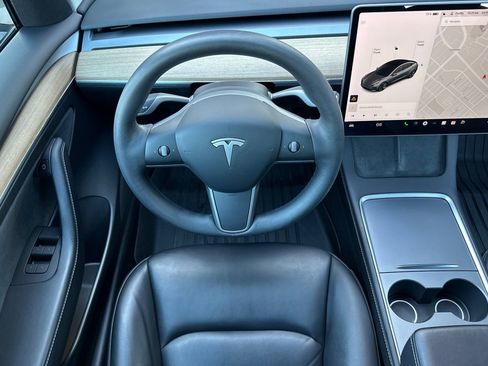 Used 2022 Tesla Model 3 Long Range image 18