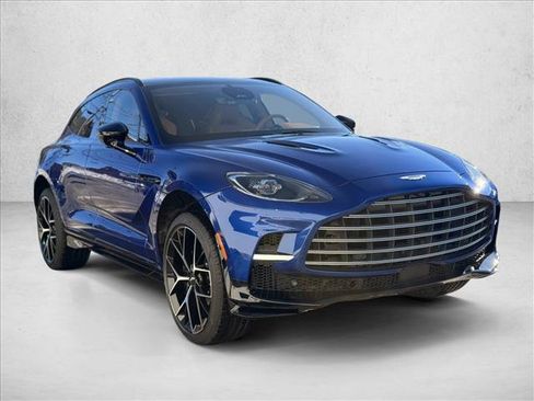 Used 2026 Aston Martin DBX 707 AWD/4WD image 8